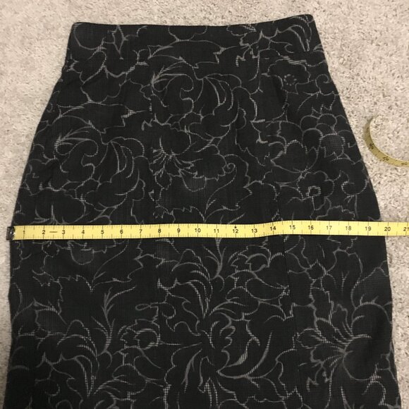 Elie Tahari 100% Wool Brown and Tan Floral Pencil Skirt - Picture 12 of 14